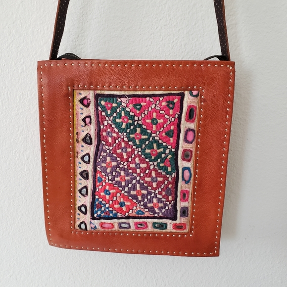 NWT genuine leather handmade embroidered bag - Picture 11 of 12